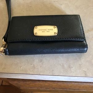 Michael Kors wristlet